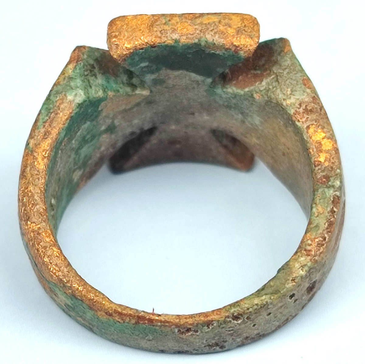 Rare Templar Ring In 'orichalcum', A Mysterious Ancient Alloy With A Reddish Composition-photo-4
