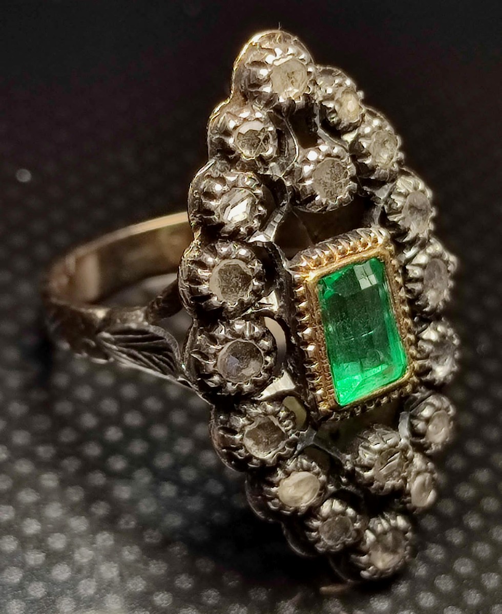 Anello A Spoletta In Oro E Coppella, Con Smeraldo E Rose Di Diamante. Sicilia Inizi 900'-photo-2