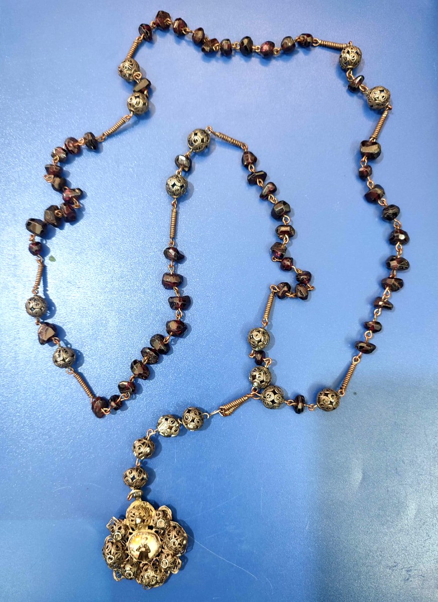 A 17th-century Sicilian Rosary With Silver Filigree Beads And 72 Faceted Rough Ruby ​​