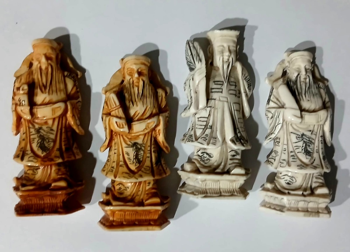 Complete Carved Ivory Chessboard With 32 Pieces-photo-3