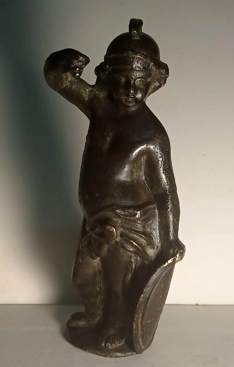 "Mars Enfant" Petite sculpture de la Renaissance en bronze à patine brune. Padoue, XVIe siè-photo-2