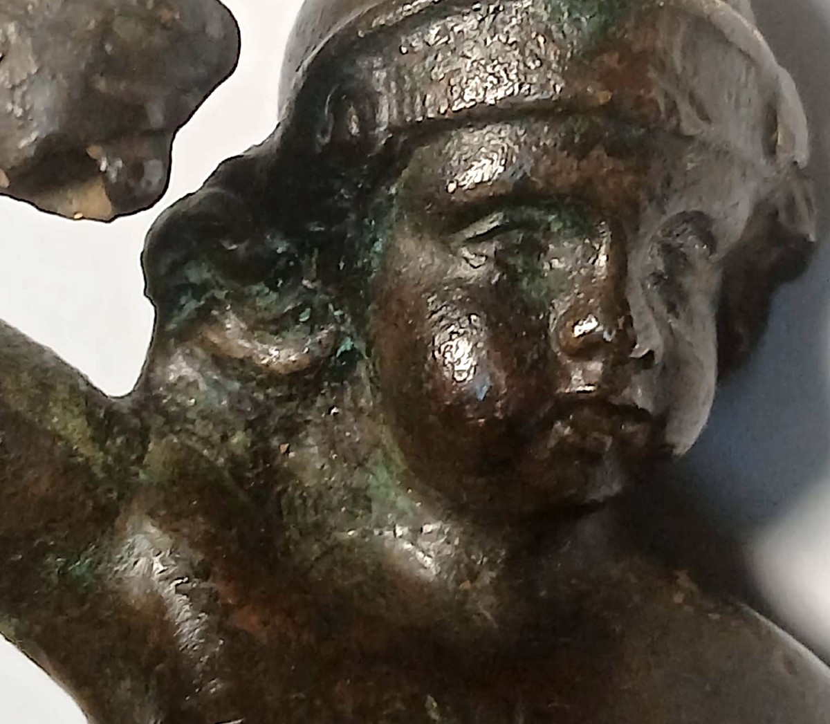 "Mars Enfant" Petite sculpture de la Renaissance en bronze à patine brune. Padoue, XVIe siè-photo-3