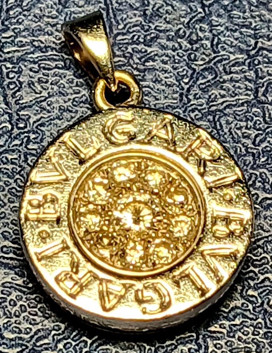 Bulgari - 1) Pendant Kt. 0.16 (and Necklace) - And - Bulgari -2) Earrings In Gold And Onyx. -photo-3