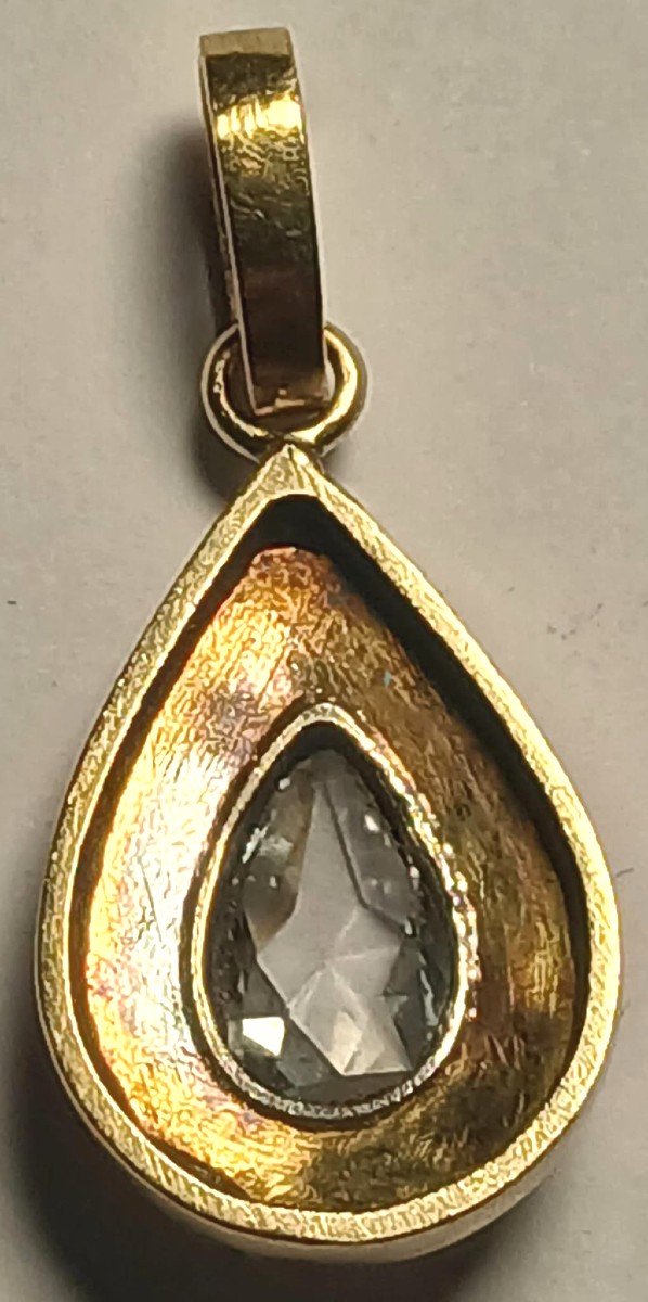 Half-carat Faceted Pear-shaped Pure Diamond, Set In 2.2g Gold - 1960s-1970s-photo-4