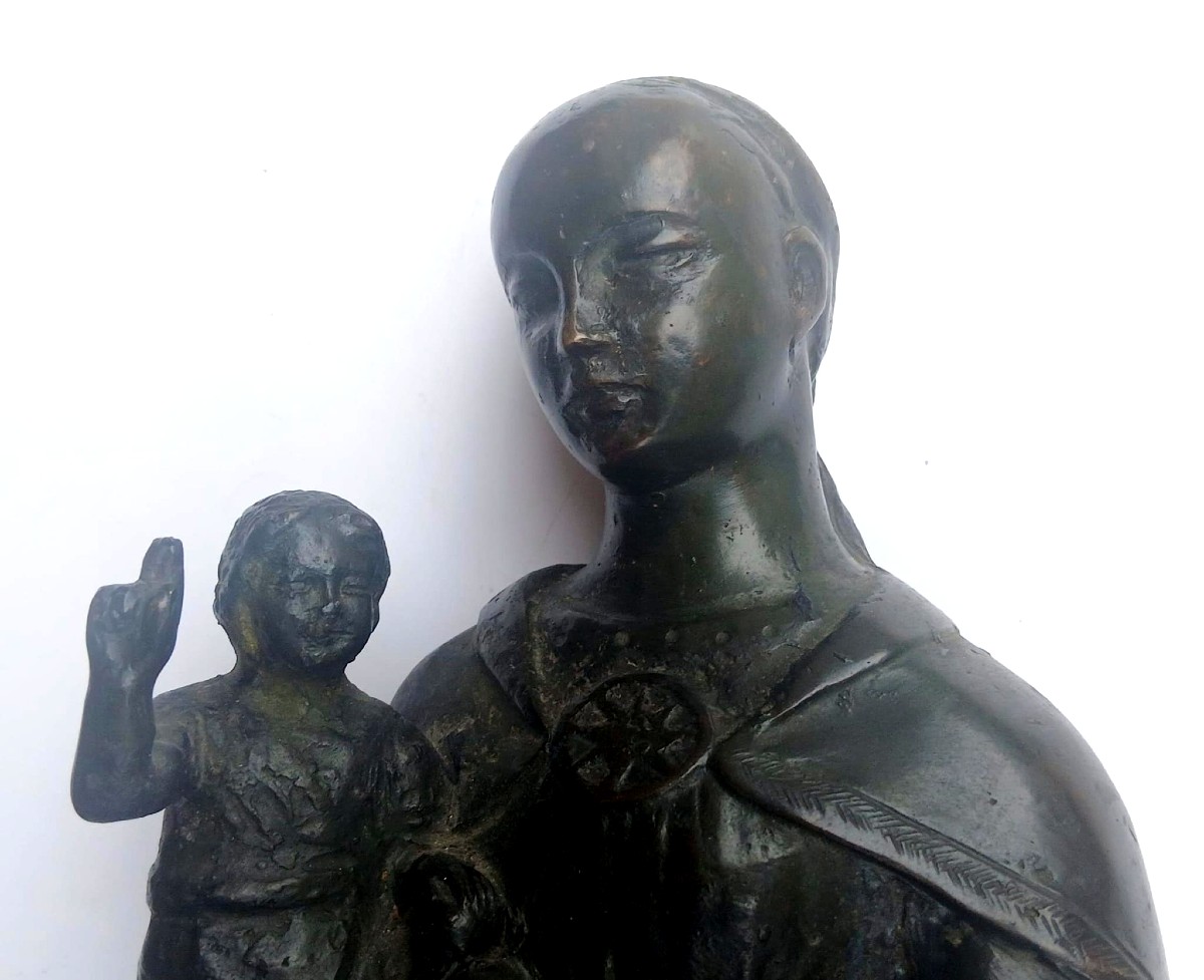 Virgin And Child. Franco-flemish Bronze Sculpture From The Early 16th Century. -photo-4