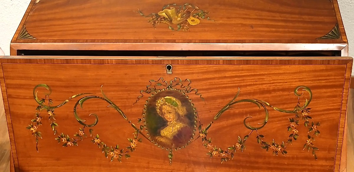 Sheraton Desk In Finely Painted Solid Mahogany, Dating From The 19th Century. England, 19th C.-photo-3