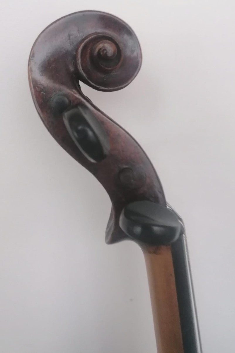  Un luthier italien du XVIIIe siècle. De taille professionelle, sonorité splendide et riche.-photo-3