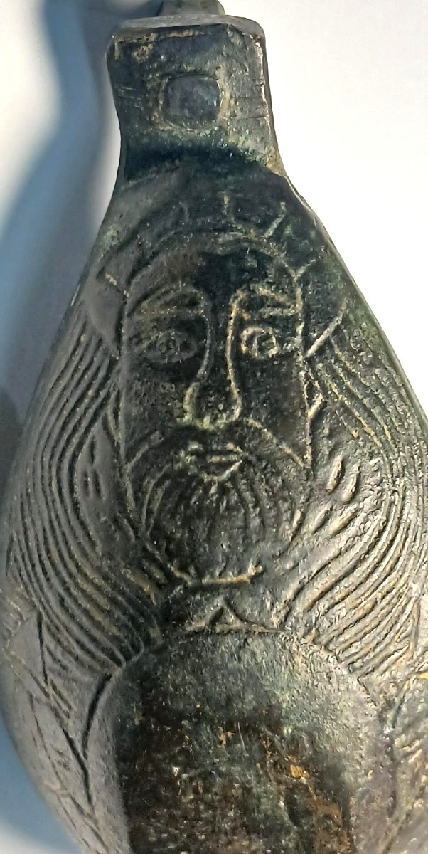 Odin Wrapped In A Feather Cloak. Viking Bronze Lamp With Traces Of Gold. Lorraine, 9th-11th Cen-photo-2