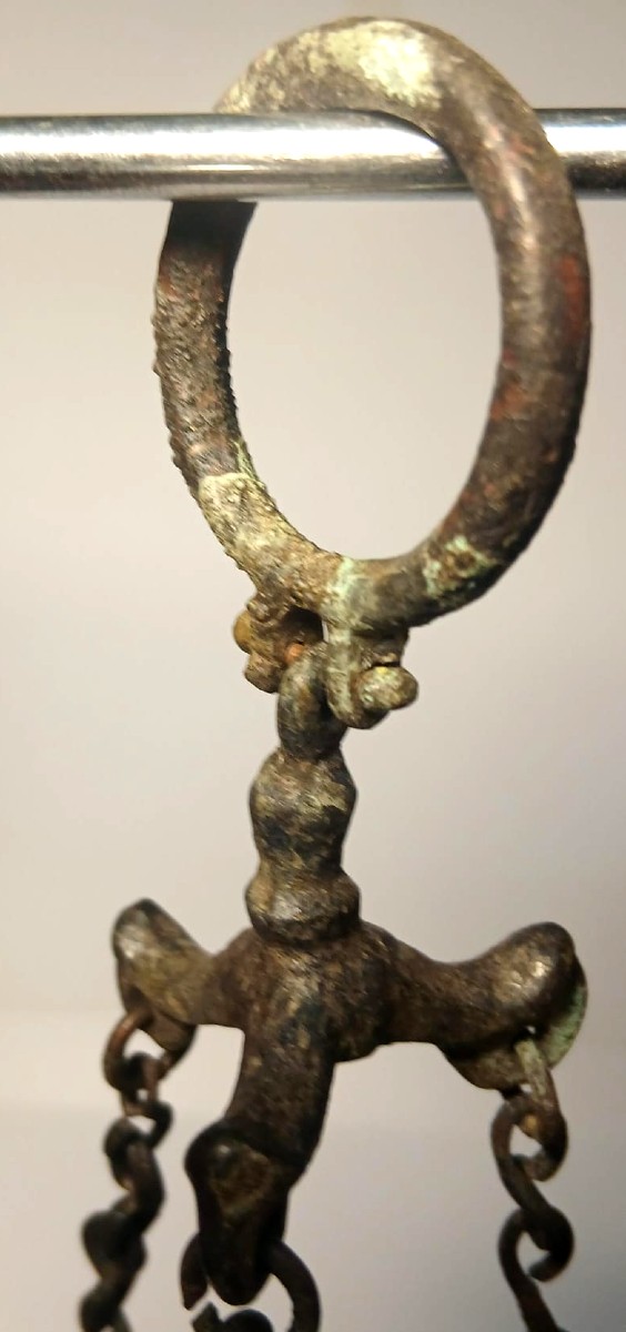 Lombard Bucket Lamp, Both Hanging And Freestanding. Rare Medieval Lamp With Original Chains.  -photo-3