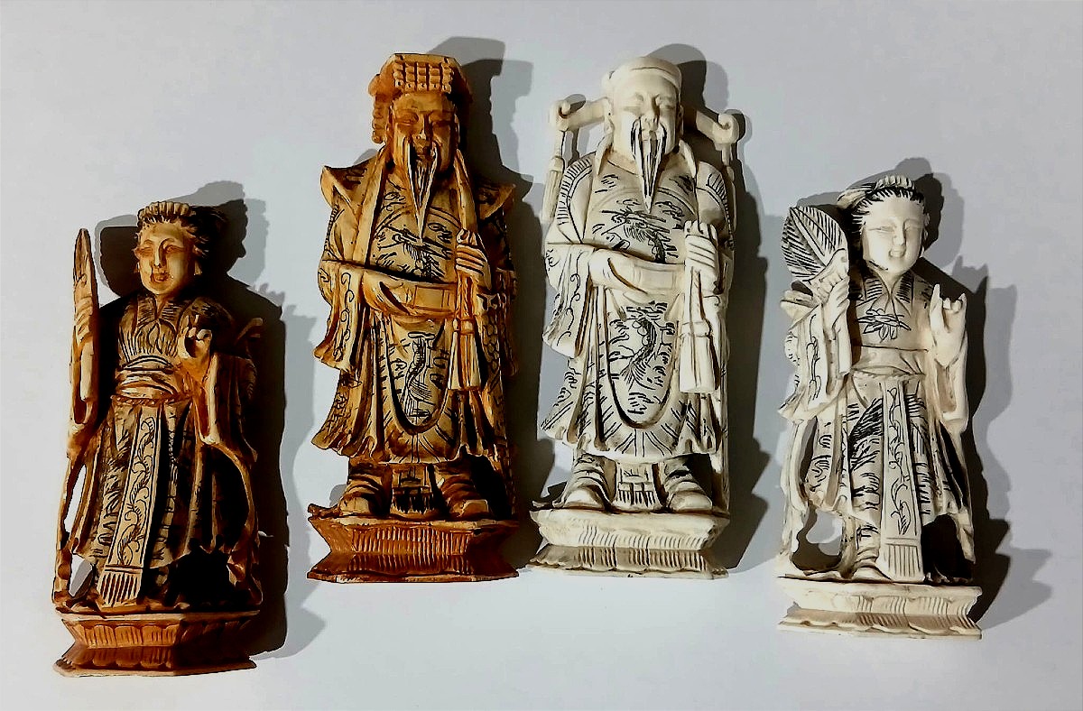 A Finely Carved Ivory Chessboard. Made In China For The European Market. -photo-2