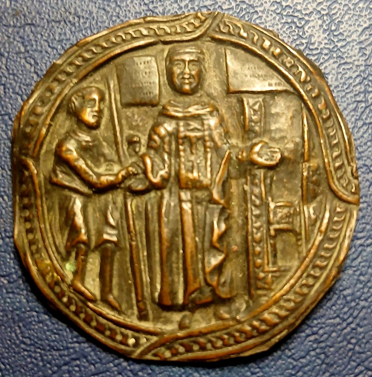 Saint Louis et scènes de miséricorde. Plaques de cuivre représentant le roi Louis IX. -photo-3