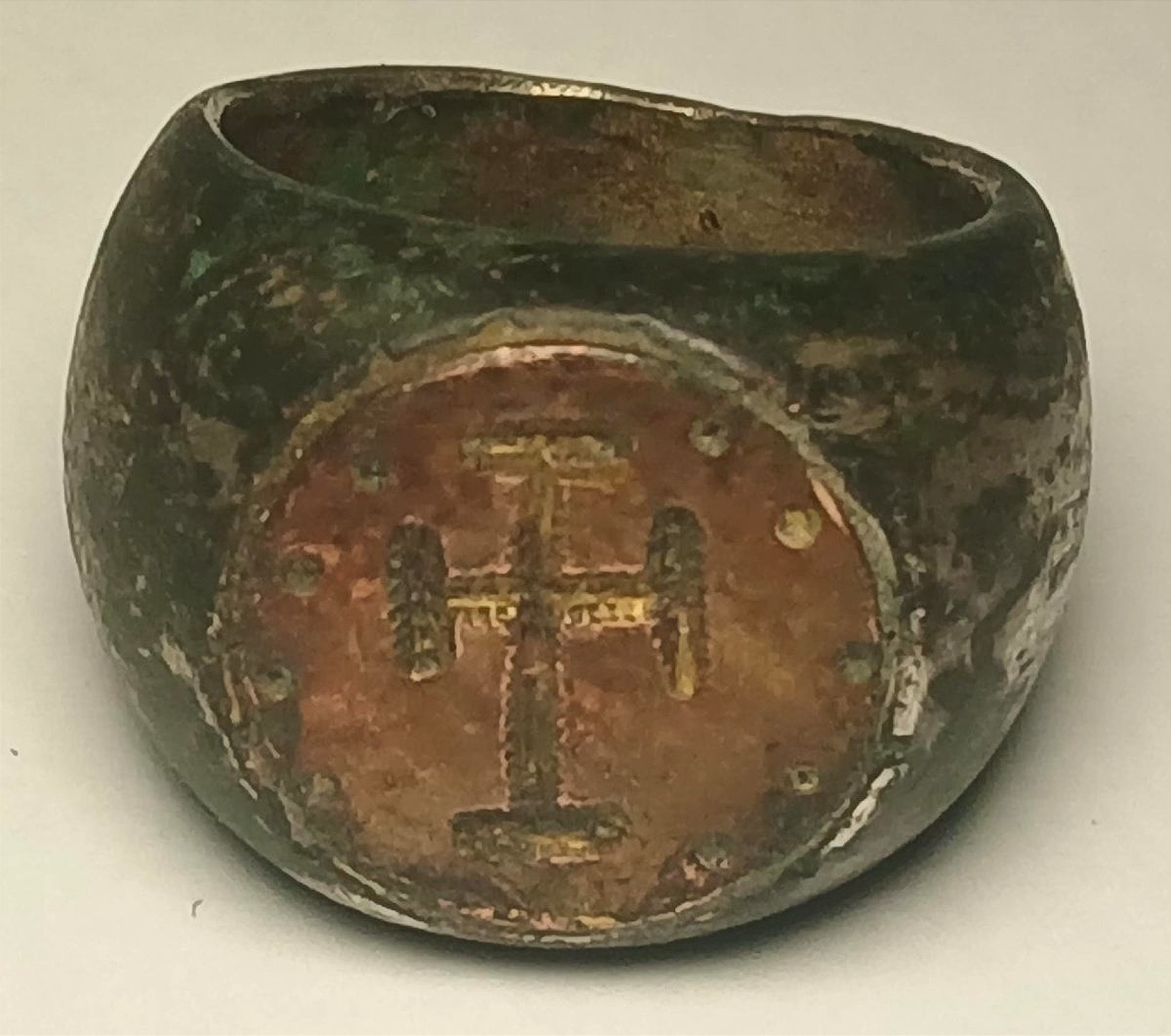 Silver Templar Pinky Ring With A Cross-shaped Seal Surrounded By Small Beads. 13th Century-photo-4