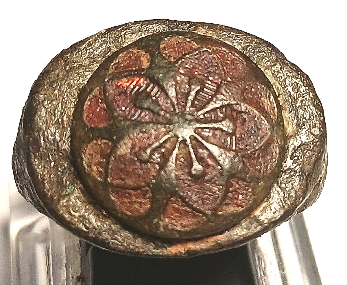  Bague templière ésotérique « Le Pentacle Magique » en bronze avec des traces d'or et d'émail. -photo-3