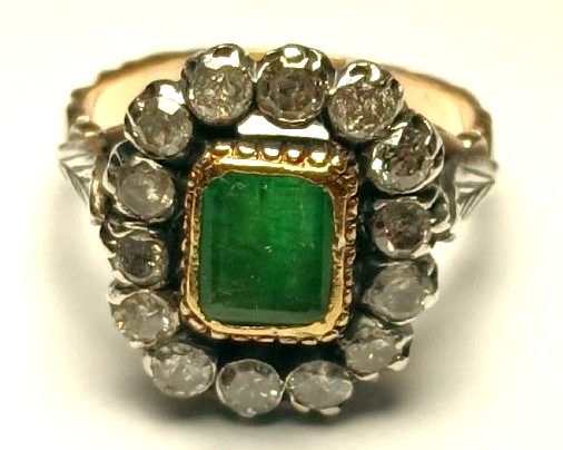 Emerald And Diamond Ring In Gold And A Cup-shaped Setting. Sicily, Early 1900s.