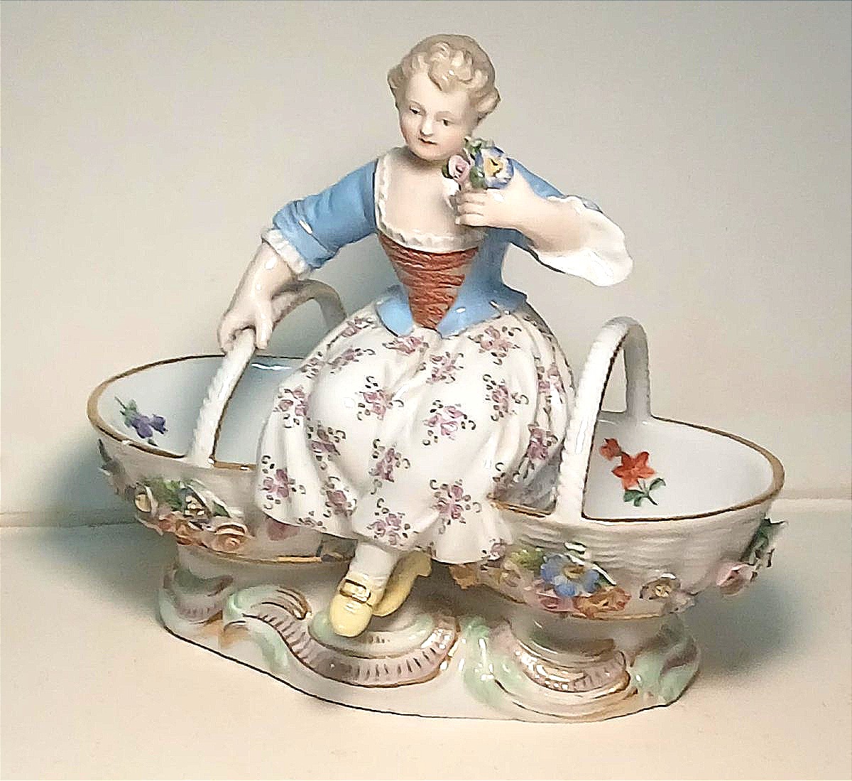 Pair Of Marcolini Porcelain Salt Cellars (1774–1814), Dated 1778.-photo-4