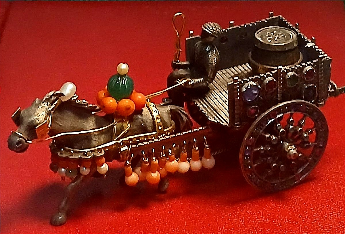 La charrette sicilienne. Un chef-d'œuvre miniature en argent, or, pierres précieuses, diamant-photo-4