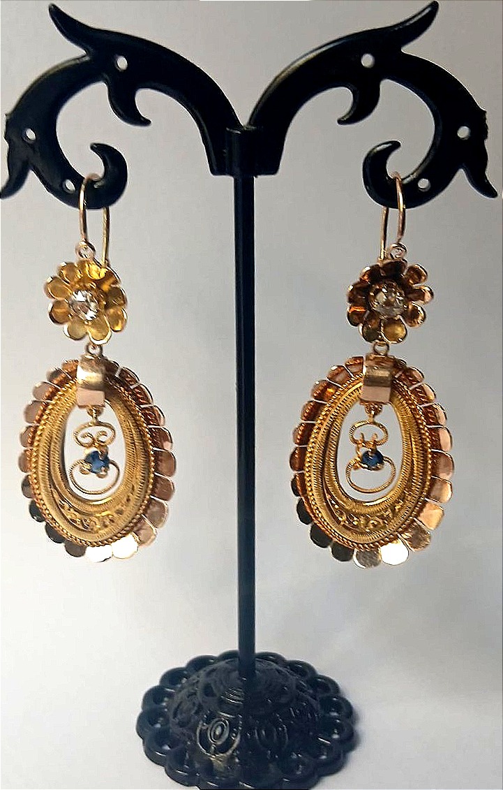 Orecchini Liberty scaramantici a campanello in oro con brillanti e zaffiri. Sicilia inizi 900-photo-3