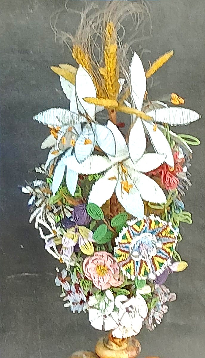  Paire de vases d'autel en bronze doré ornés de fleurs en micro-perles. Italie, début du XIXe s-photo-3