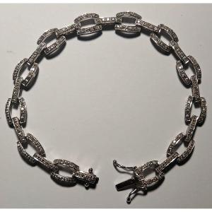 18kt White Gold And Diamond Bracelet, Approx. 1.70 Years Old. 1960s-70s Design. Length 18cm - 