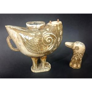  Canard en ivoire nettoyant les pinceaux, dynastie Song, Chine, 907–1125