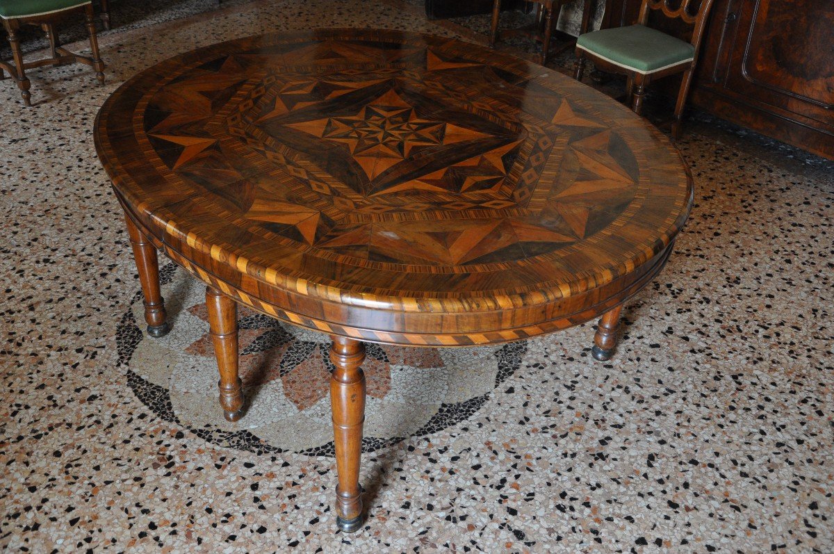 Elegante Table de forme ovale  sec. XIXe-photo-1