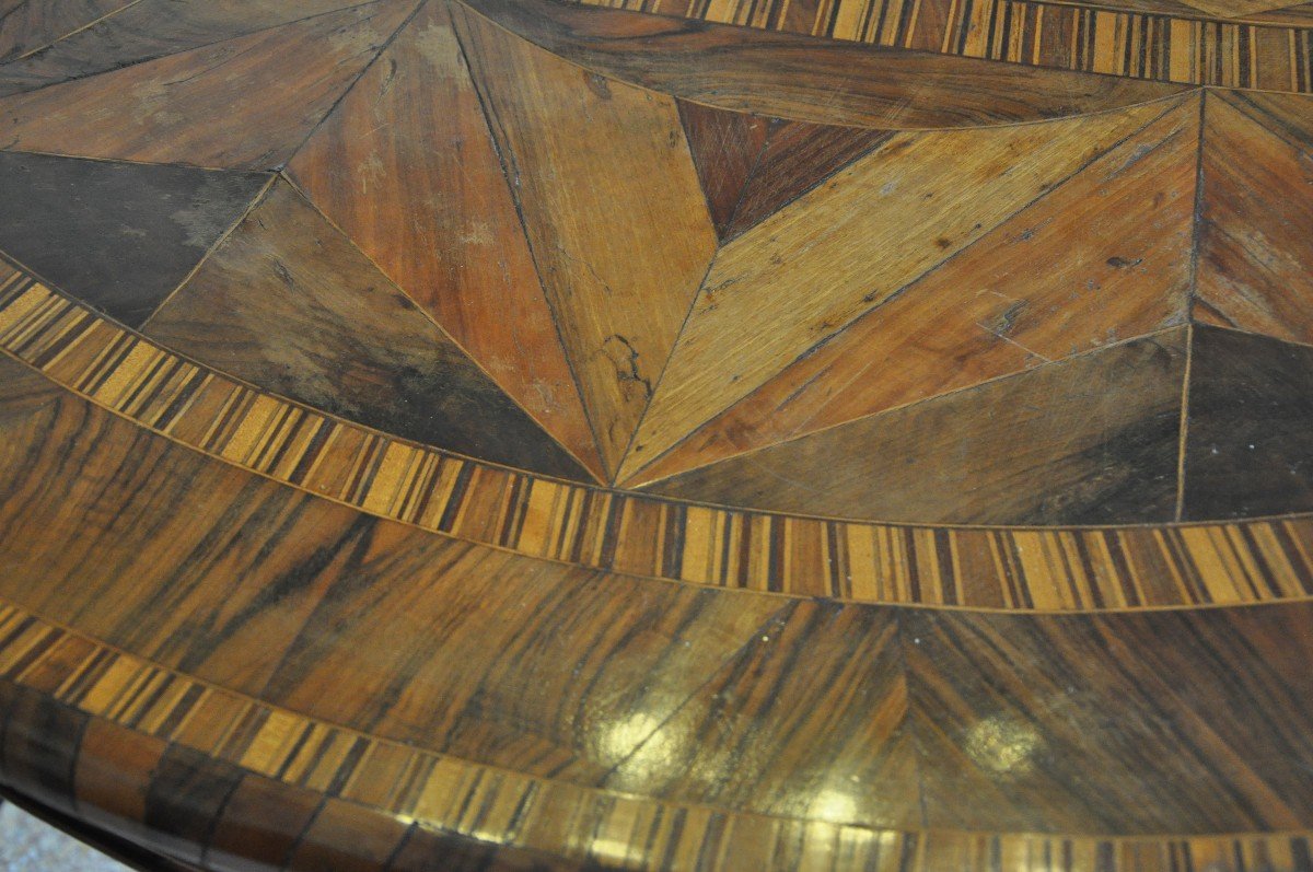 Elegante Table de forme ovale  sec. XIXe-photo-2