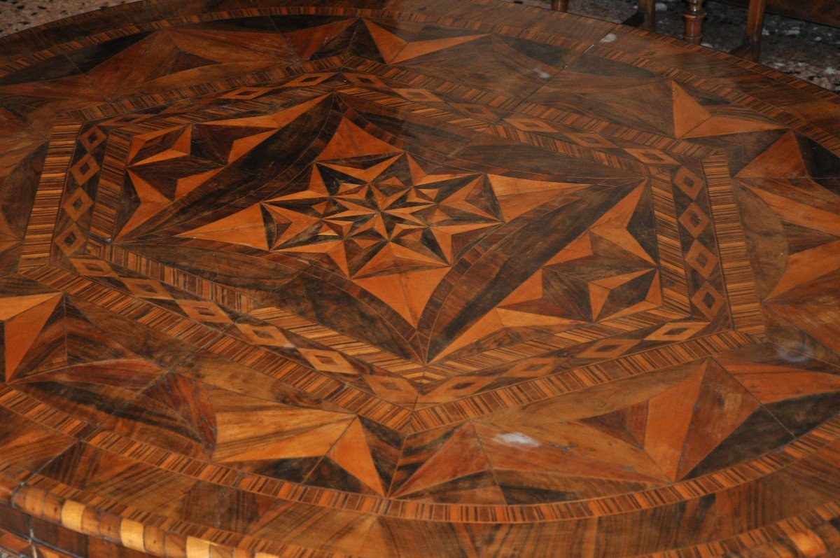 Elegant Oval Table Sec. XIX-photo-5