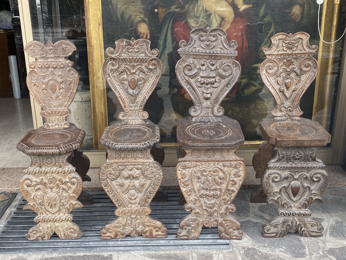 Rare Set Of  Four Different Richly  Carved Walnut Stools  Tuscany-umbria, 16th Century-photo-4