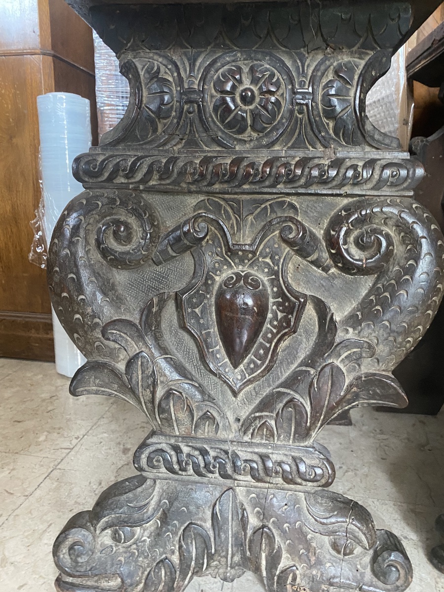 Rare Set Of  Four Different Richly  Carved Walnut Stools  Tuscany-umbria, 16th Century-photo-6