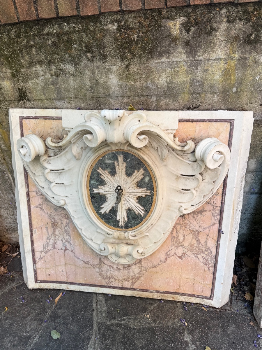 Panneau en marbre blanc sculpté. Art baroque italien, XVIIe-XVIIIe siècle.-photo-3