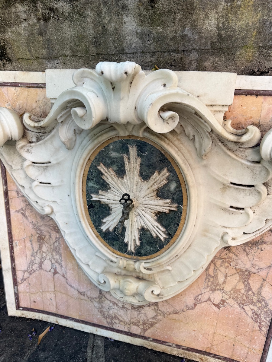 Panneau en marbre blanc sculpté. Art baroque italien, XVIIe-XVIIIe siècle.-photo-4