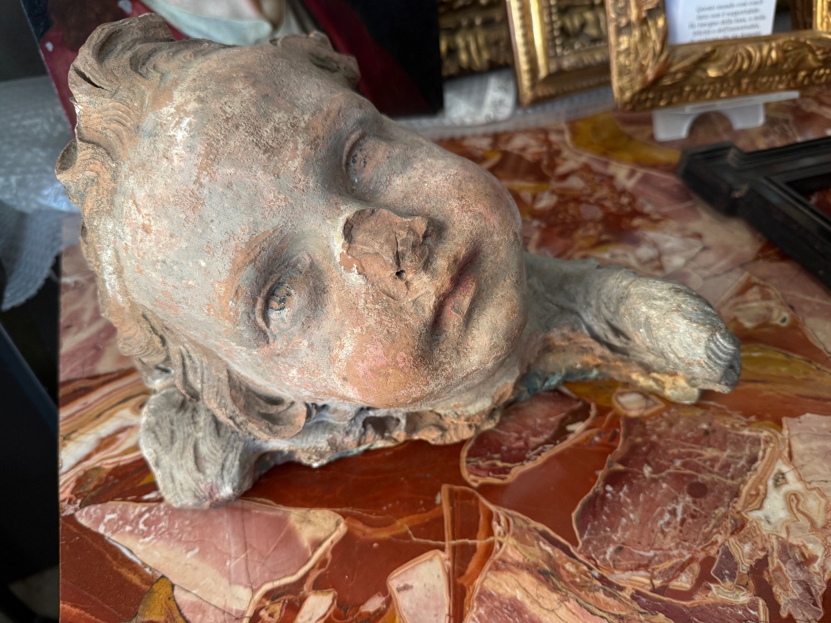 Sculpteur romain du XVIIe siècle Tête de putto en terre cuite-photo-4