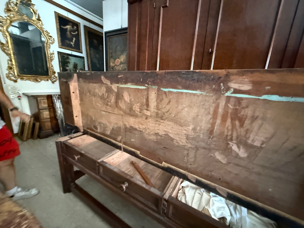 Large Walnut Table-photo-5