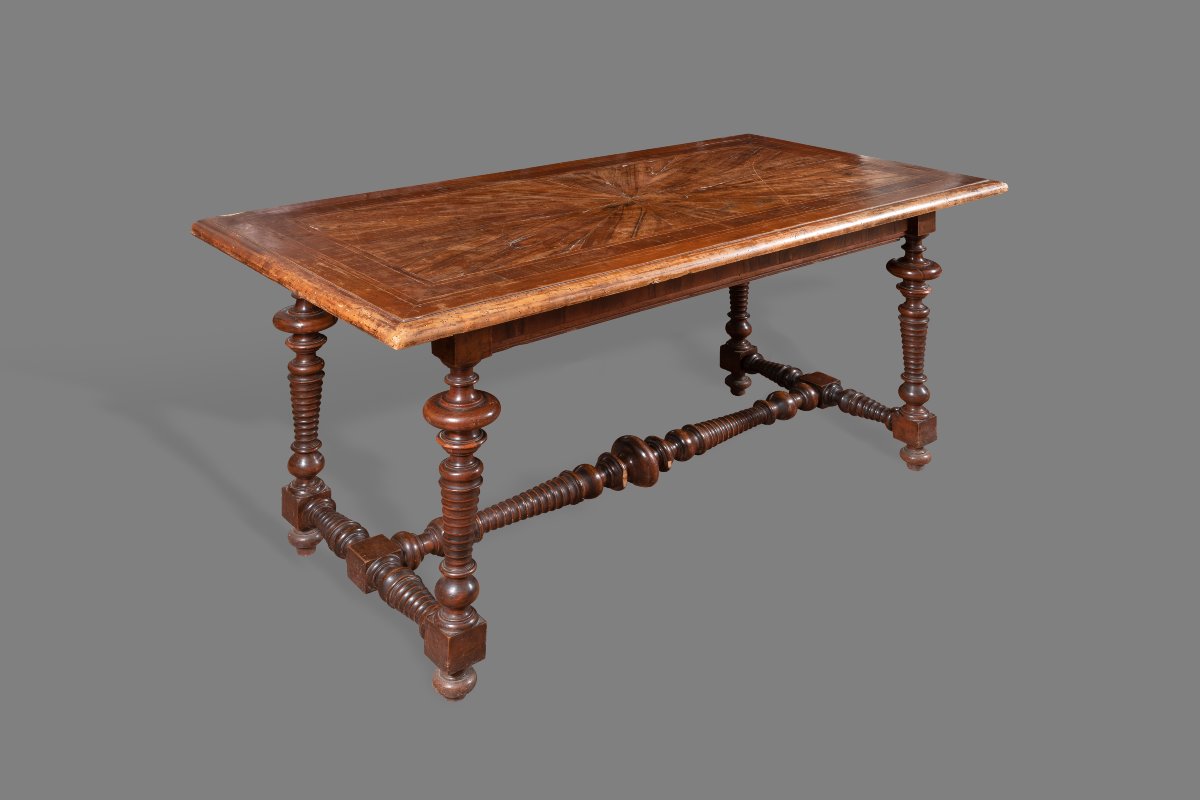 Elegant 17th-century Wall-mounted Table