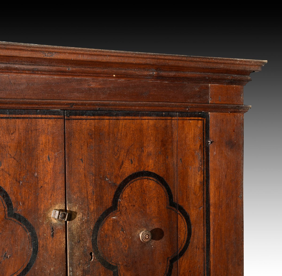 Buffet à quatre portes, Émilie-Modène, XVIIe siècle.-photo-2