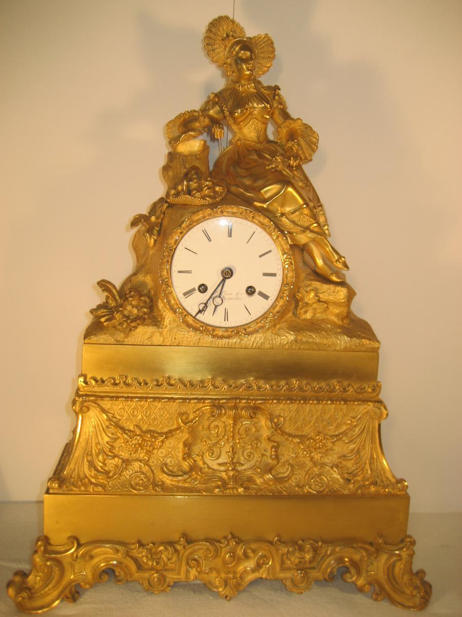 PENDULE BRONZE DORE (DAME DE LA COUR) 1830 DORURE MERCURE 