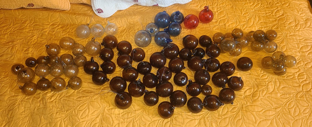 Provençal Christmas Baubles