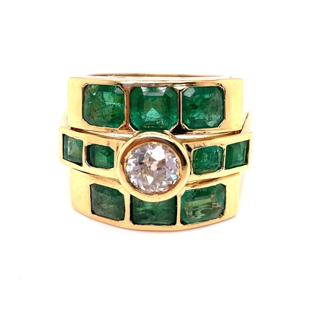 Tank Ring Yellow Gold Emeralds Diamond