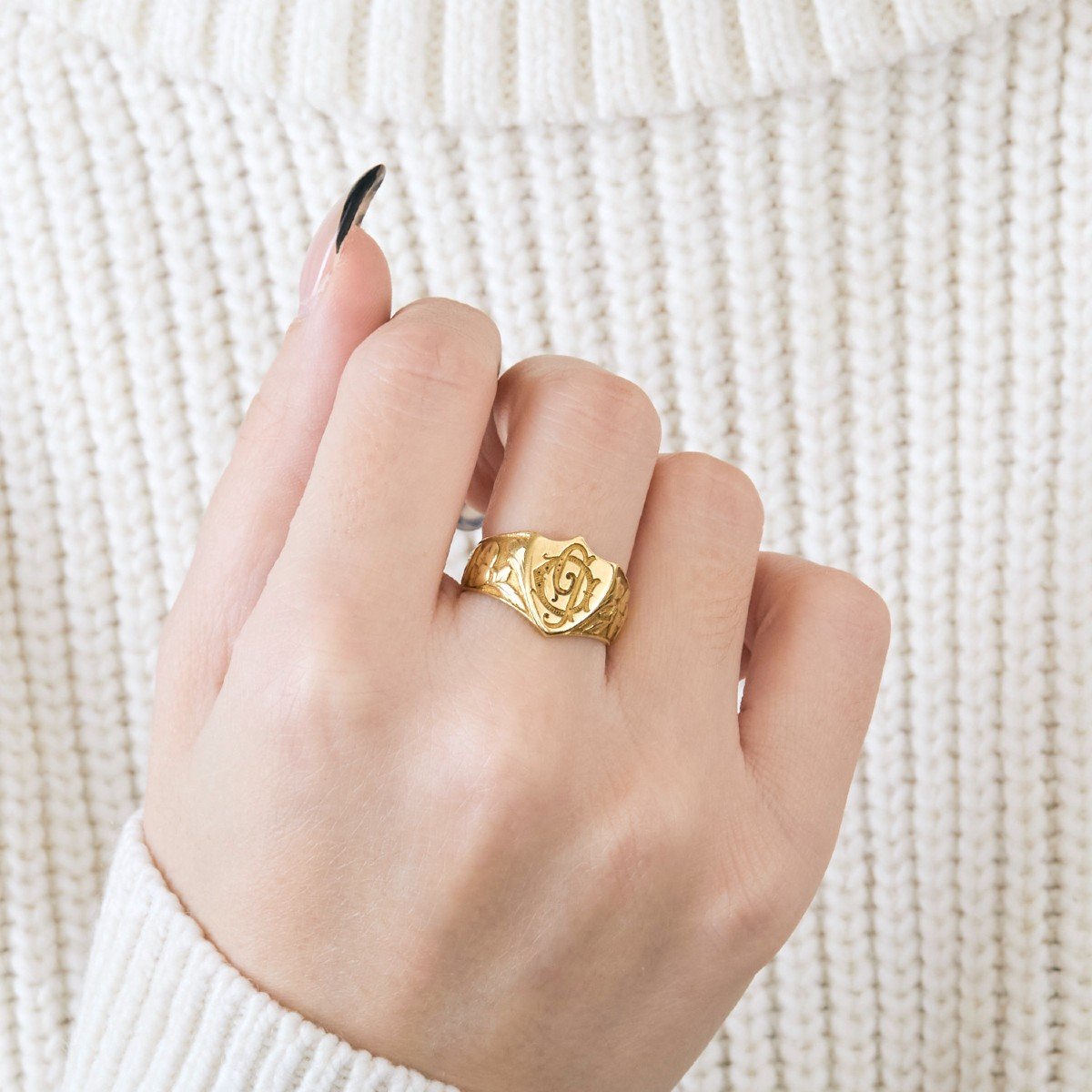Gold Shield Signet Ring-photo-1