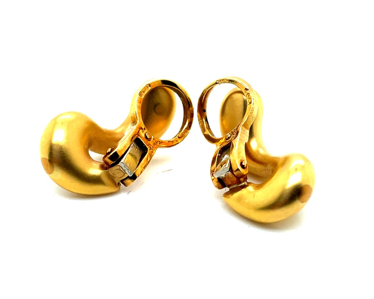 Pomellato Vintage Matte Gold Clip-on Earrings-photo-2