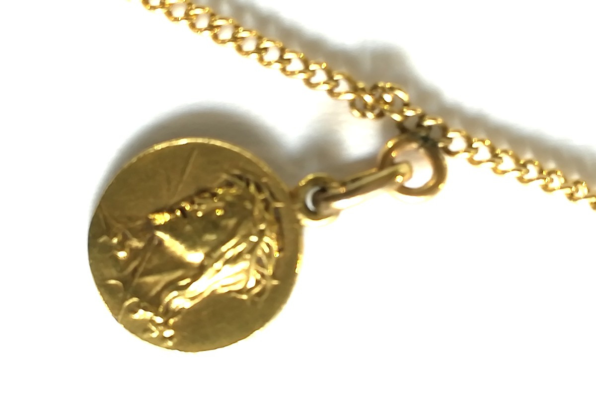 Yellow Gold Medal Necklace-photo-4