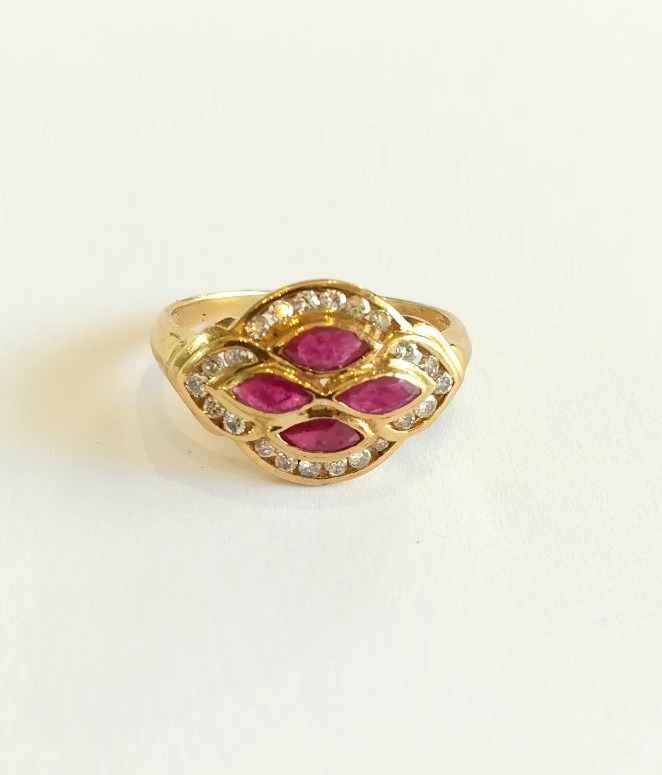 Bague Losange Or Jaune Rubis diamants