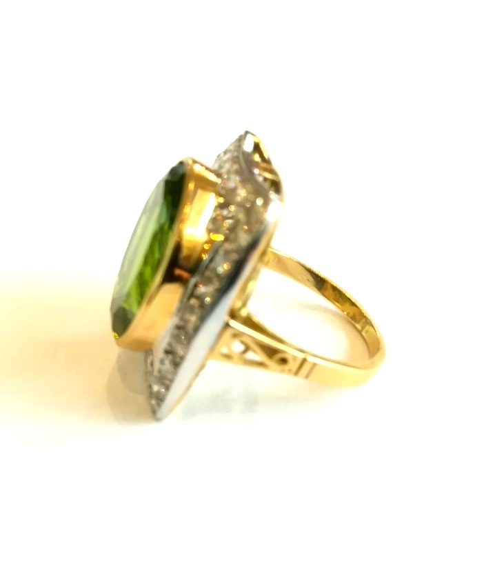 Two-tone Gold Ring With Peridot And Diamonds-photo-2