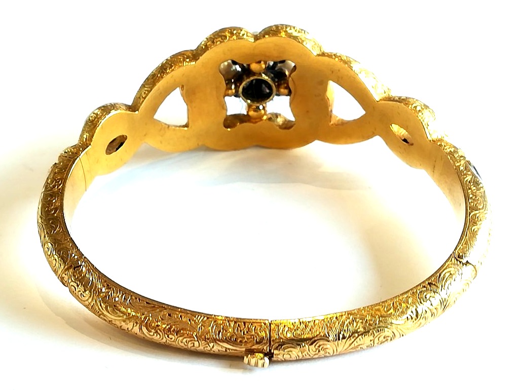 Antique Gold Enamel Bracelet With Pearls And Diamonds-photo-2