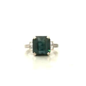 White Gold Green Sapphire Ring