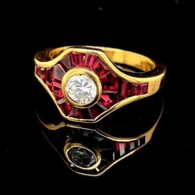 Yellow Gold Ruby Diamond Ring.