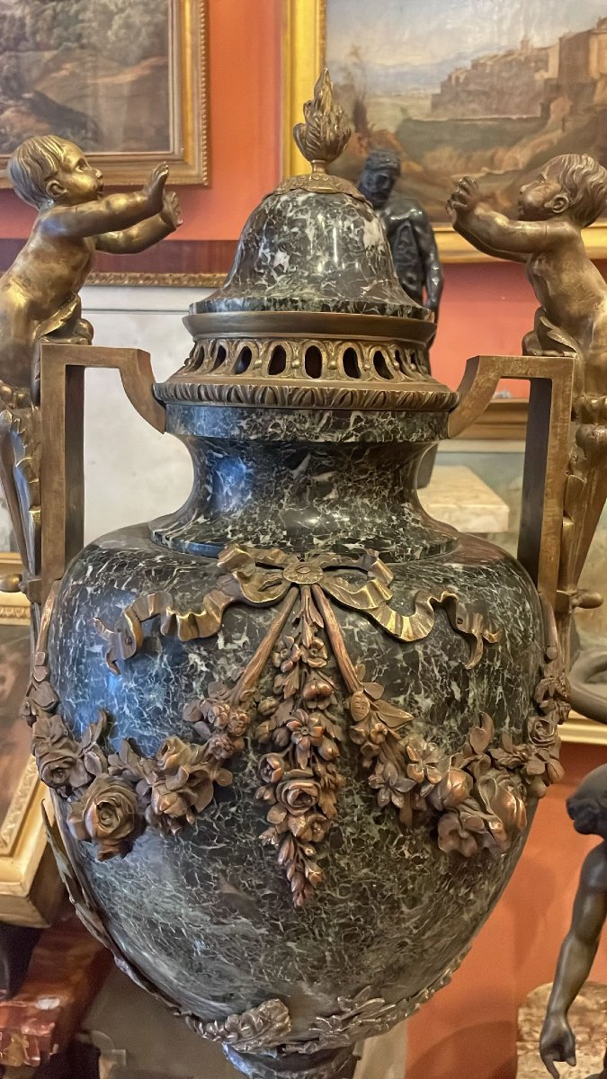 Marble Vase With Bronze Inserts Depicting Floral Motifs And Cherubs, Italy-france-photo-2