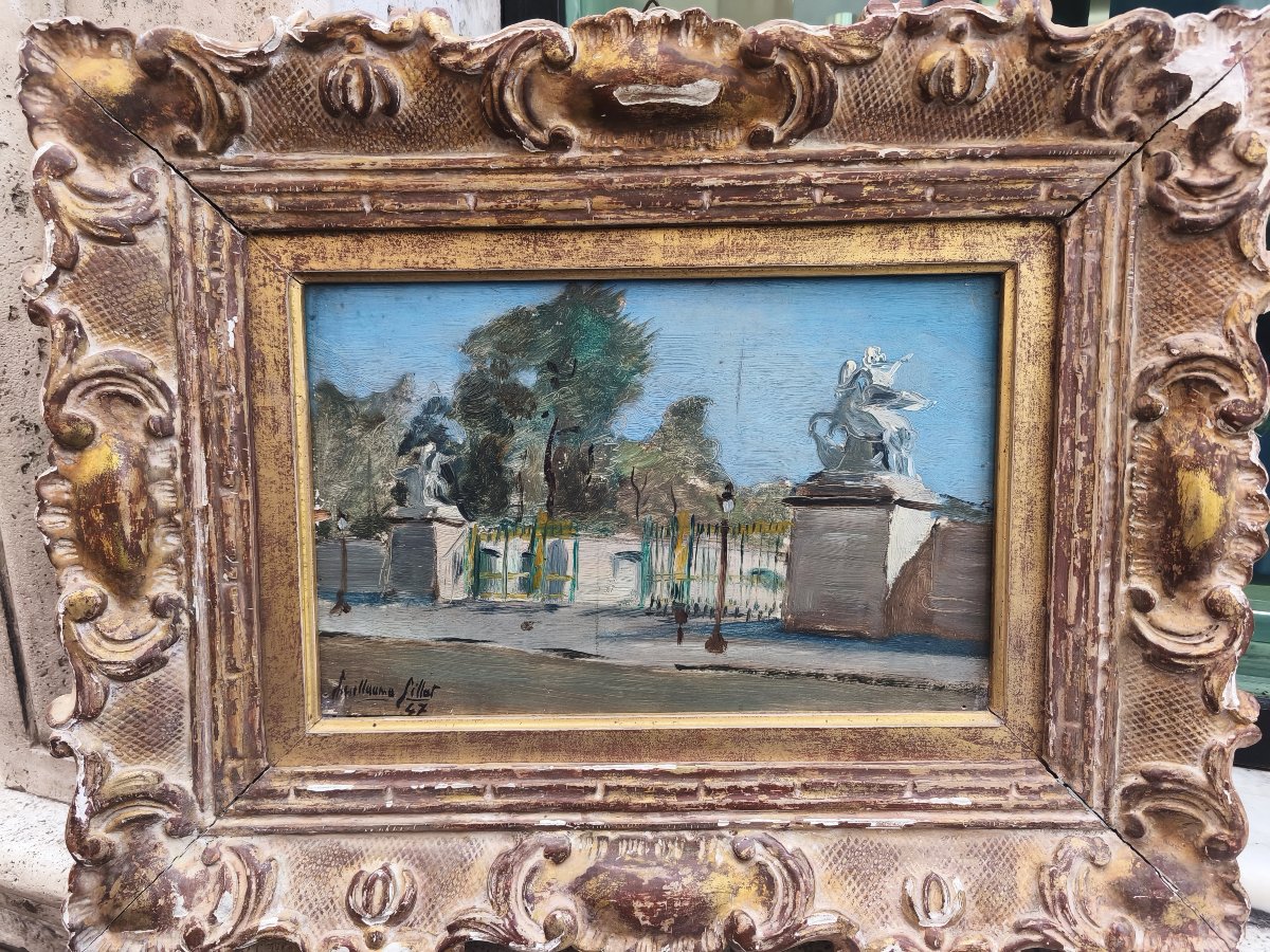 The Entrance To The Tuileries Garden