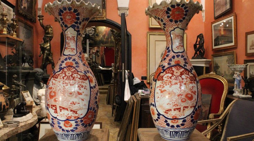 Paire de vases Imari japonais - XIXe siècle