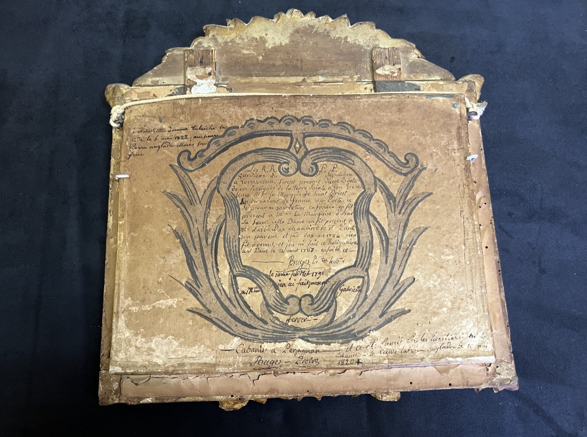 Reliquary With Quills-photo-2